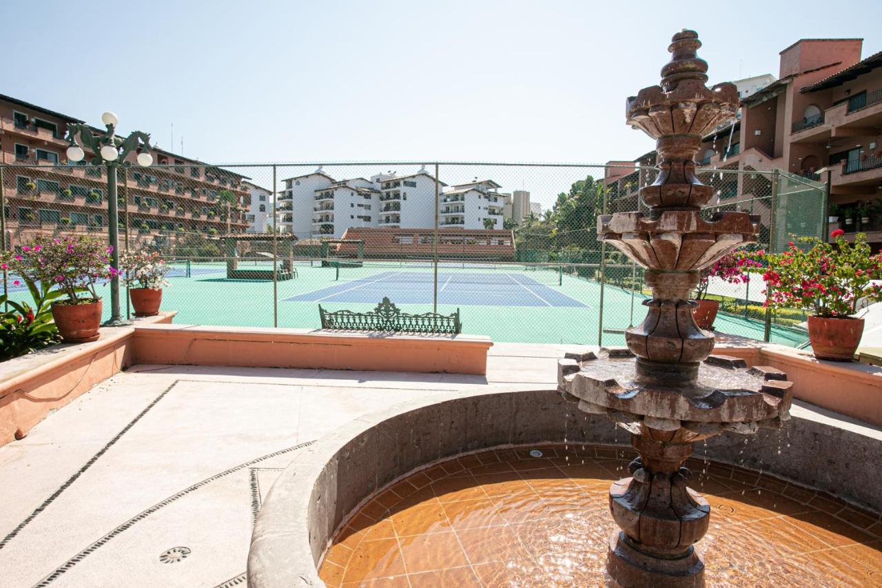Avenida Paseo De La Marina 249, Marina Vallarta, 48335, Jal Puerto Vallarta Bagian luar foto